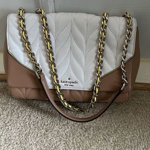 Like New Kate Spade Beige and White Handbag or Crossbody with inside Pockets